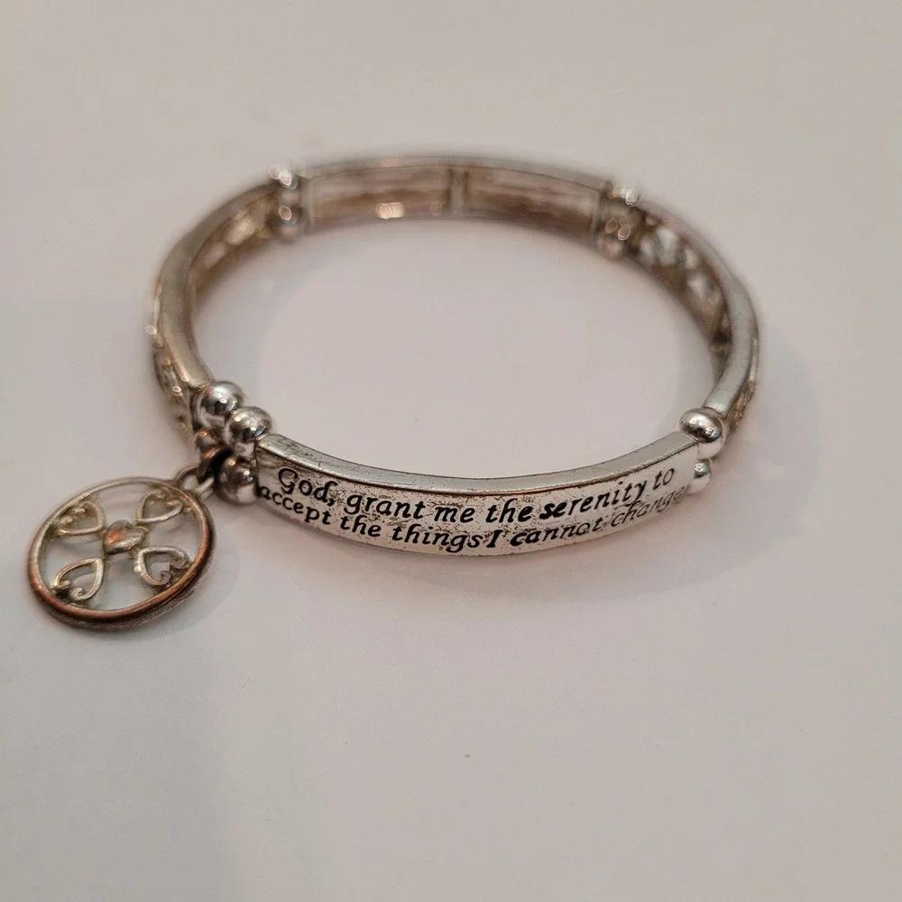 Serenity Prayer Bracelet Womens Silver‎ Tone Stretch Filigree Charm AA 12 step